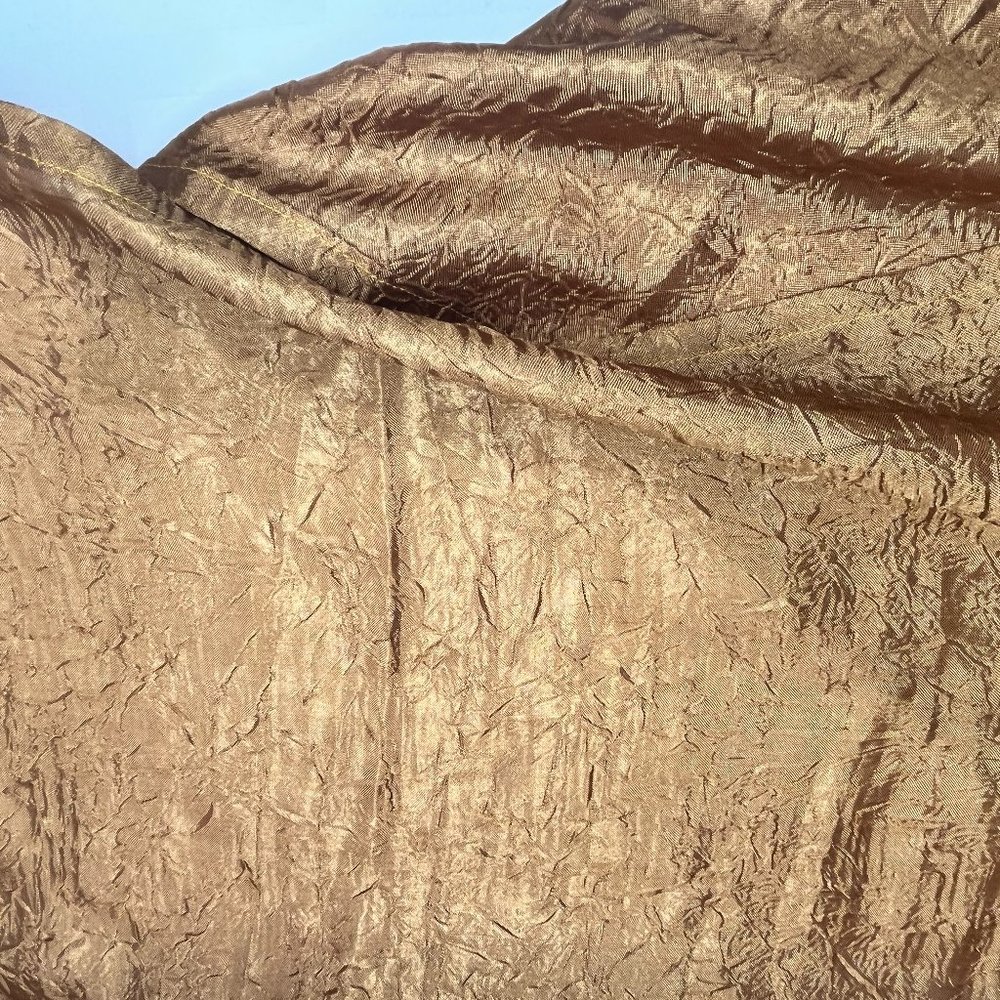 ✨ Handmade Gold Crumpled Silk-Effect Scarf – Elegant Shine